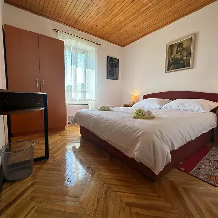 House Nono Dildo Grdoselo